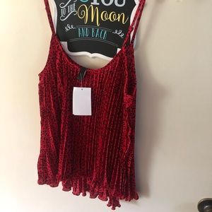 H&M women’s cheetah print blouse